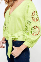 Charger l&#39;image dans la galerie, Lime Green Embroidered Sleeve Top
